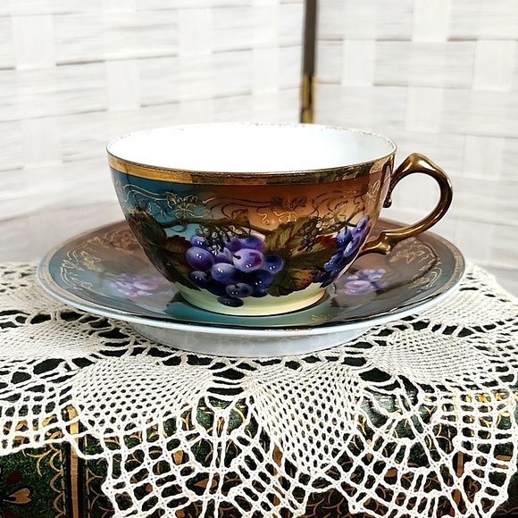 👉*VINTAGE* MIGNON Z.S. CO BAVARIA PURPLE FRUIT ROYAL VIENNA TEACUP & SAUCER - Picture 10 of 10